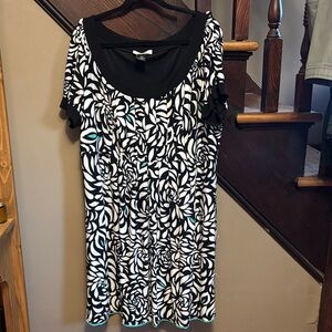 London Times Elegant Black Dress